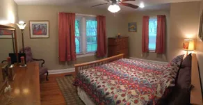 Cozy Farmhouse 3.8 Acres - Image 5
