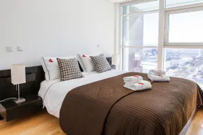 RENT4REST LISBONA EXPO APTO 17 �� PIANO CON VISTA RIO - Image 4
