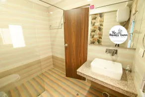 Qumm's 1bhk best suitable for family of three. - Image 2