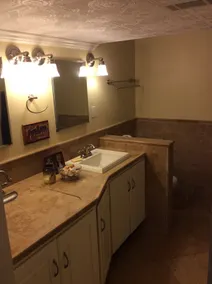 Private retreat w/ hottub & fire pit near Red Rock - Image 2