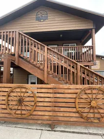 Parkway Yellowstone Guest House Apartment #5 - Image 4