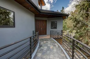 Bend River Retreat - Image 3