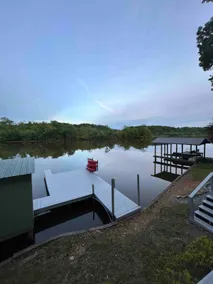Riverfront Property Newly Renvoated The Sweet Retreat - Image 3