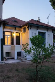Garden-studio in a mansion-Athens-Chalandri center - Image 5