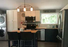 TOTALLY RENOVATED CLOSE TO THE BEACH - Image 3