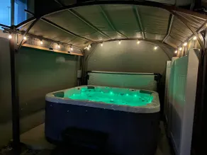 Clean 7 Bedroom, Gym, Sauna, Hot Tub, Game Room - Image 5
