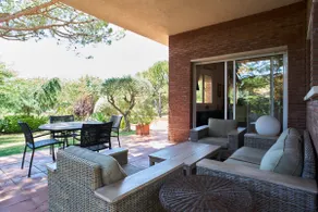 Begues: Begues Maison avec pool prés de  Barcelona et plages. Ideal Famille - Image 3