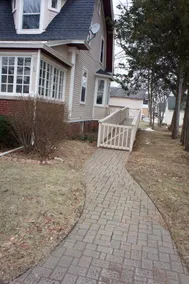 Geneva Street Inn in Maple Park Historic District - Image 3