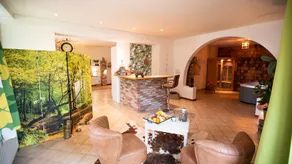 Welcome to our Forestine home - Image 2