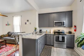 3BR Shotgun | Gated Parking | 5 Min French Quarter - Image 3