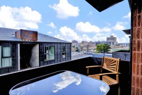Modern Luxe Retreat/ Free Parking/ 2BR - Image 5