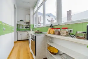 Kronhaus ♥ Chique Central Apt. w/ Parking & Gym - Image 4