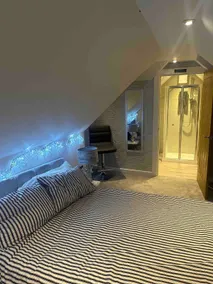 Cozy 1 bed Urban Haven - Image 3