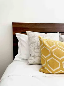 Bright Escape-2 Bdrm Apartment - Image 3