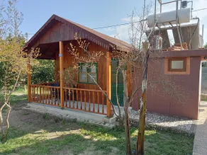 Bungalow with access to large garden near beach - Image 5
