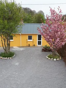 Hillside cottage - Image 4