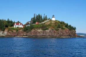 Harbor/🦞 Pound Access & Views from Large Deck - Image 4