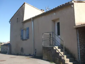 Casa Hamlet em Saint Saturnin-lès-Apt no coração das vinhas do Luberon - Image 3