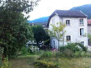 T3 85m2 ds villa coecilia with garden 300m thermal baths cable cars Ax les Thermes - Image 2
