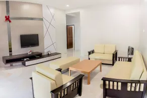 Semi-D Muar (75A) ♦ 10pax+ ♦ Family suites - Image 2