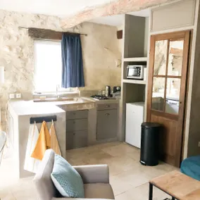 Charming sheepfold in Drôme at 500 m elevation - Image 3