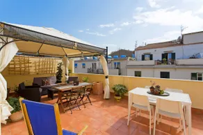 The sun terrace - Image 3