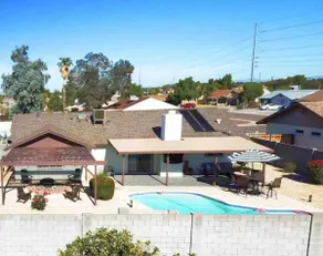 Peoria Cozy Oasis – 3BR with Private Pool - Image 3