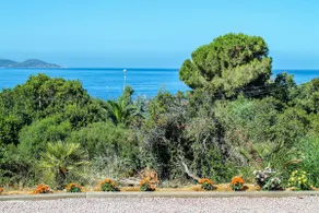 Modern villa with superb sea view, 100 m from the beaches - Image 4