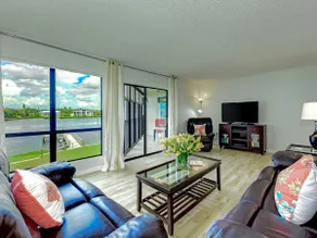 Luxury Waterfront Views - Heated Pool - 1400sf Duplex - Minutes to the Beach - Image 2