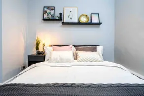 Cosy Apartment in London with Jacuzzi - Image 4