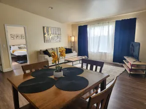 Spacious 3-Bedroom Eucalyptus House - Image 2