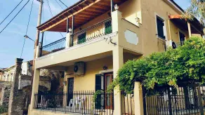 Wisteria House - Image 4