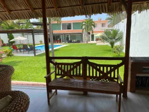 Spectacular 5 bedroom villa in the Diamante area - Image 2