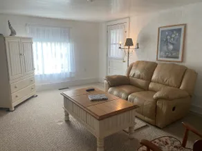All Season Rental in the Heart of Sylvan Beach - Image 4