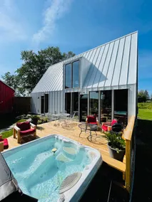 The Crowe’s Nest, No Cleaning Fee, Hot Tub - Image 4