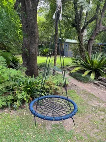 The Bower: Lush Tropical Garden: birds galore - Image 4