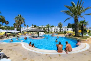 Luxury 3 Bedroom Apartment, Albufeira Resort - Image 2