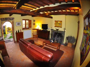 Stone farmhouse in the Tufo area - Image 3