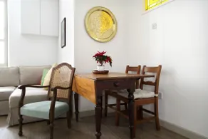 Calming Ground Floor Mews Flat with Parking - Image 2