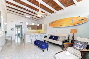 Beachfront Getaway in Siesta Key - Image 3