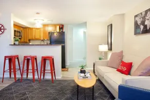 Amazing Logan Circle 2bdrm Bsmt Apt/ Conv Ctr. - Image 4