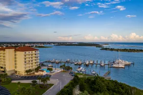 Waterfront Condo Getaway - Image 2