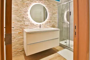L'Échasseur – Modern apartment, tasteful décor - Image 2