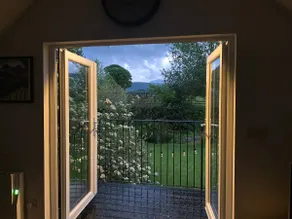 2 bed apartment overlooking the Black Mountains - Image 2