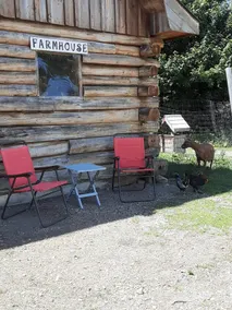 Peaceful Country Cabin - Image 4