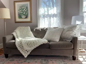 Cozy cottage in the village of Pound Ridge - Image 4
