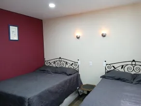 Spacious interior apartment, accommodates up to 4 people - Image 2