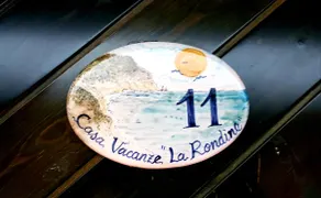 LA RONDINE APART. 100 Metres from beach RIVIERA DEL CONERO - Image 4