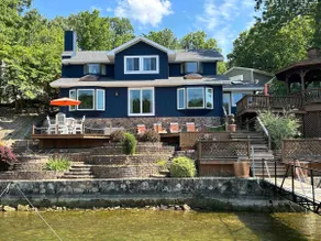 Floating Cove -Main Channel views! Sleeps 16 -Pets - Image 2