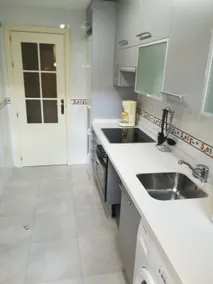 Apartment in a residential neighborhood - Image 3